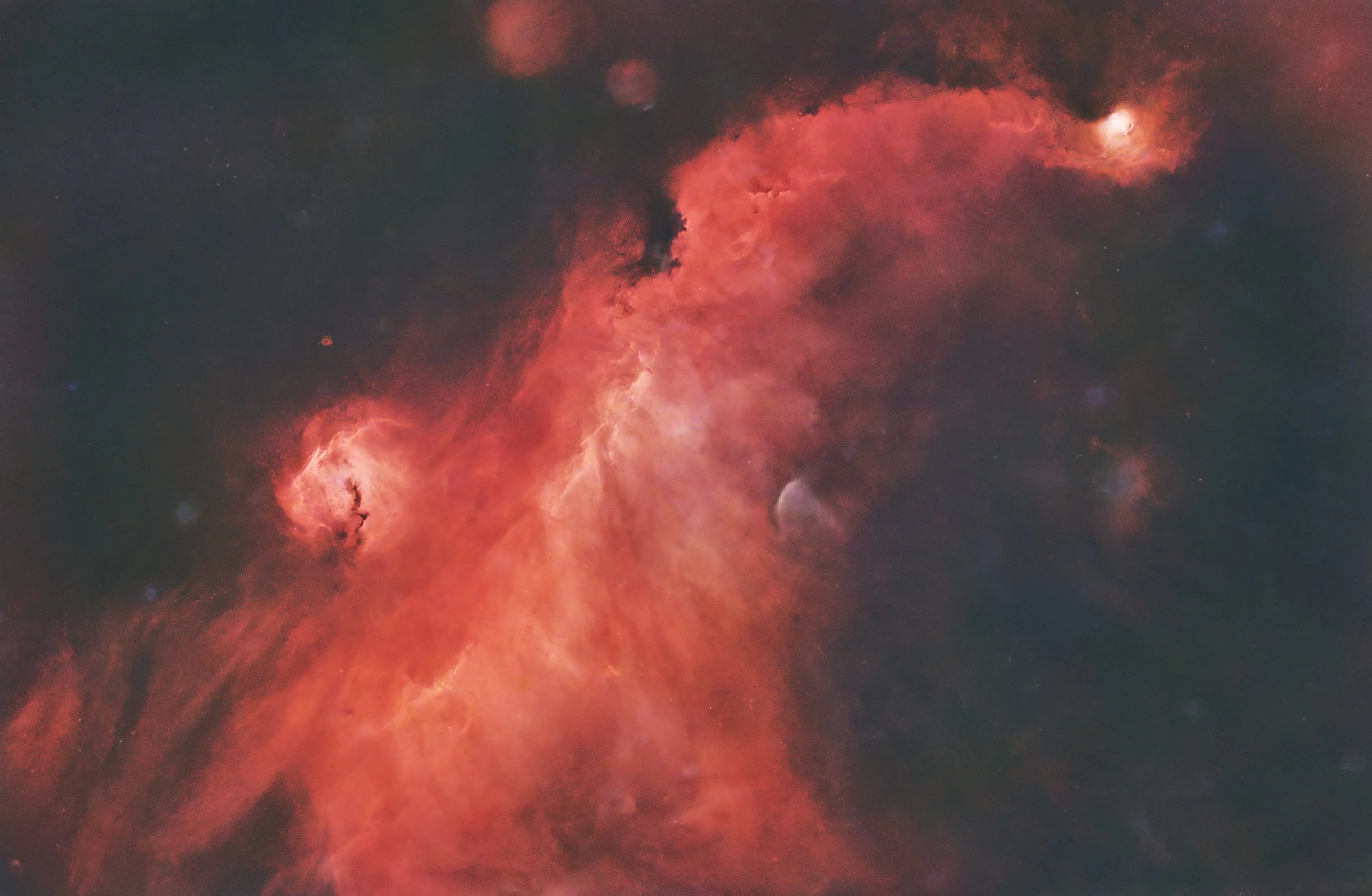 Comparison of a starless Seagull Nebula processed with a linked stretch versus an unlinked stretch, demonstrating the recovery of blue Oxygen-III zones. - Before